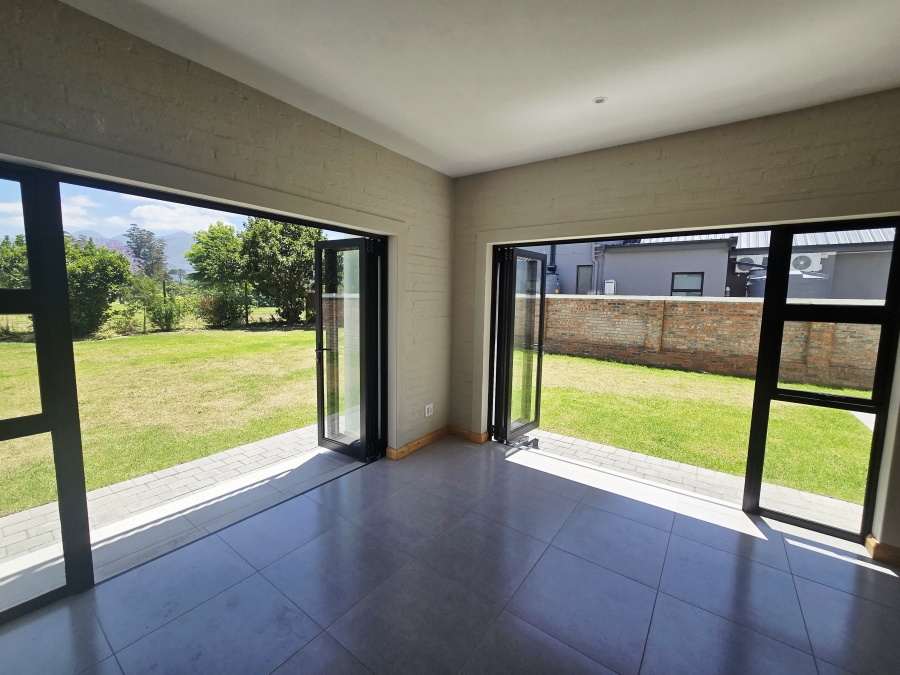 3 Bedroom Property for Sale in King George Park Western Cape